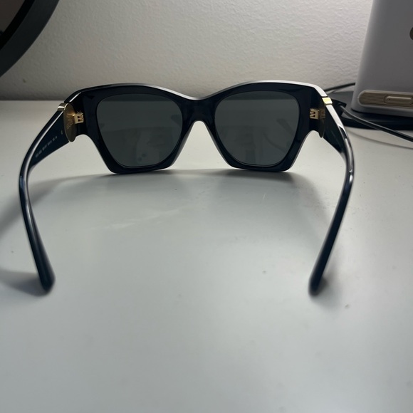 Versace Sunglasses - Picture 4 of 10